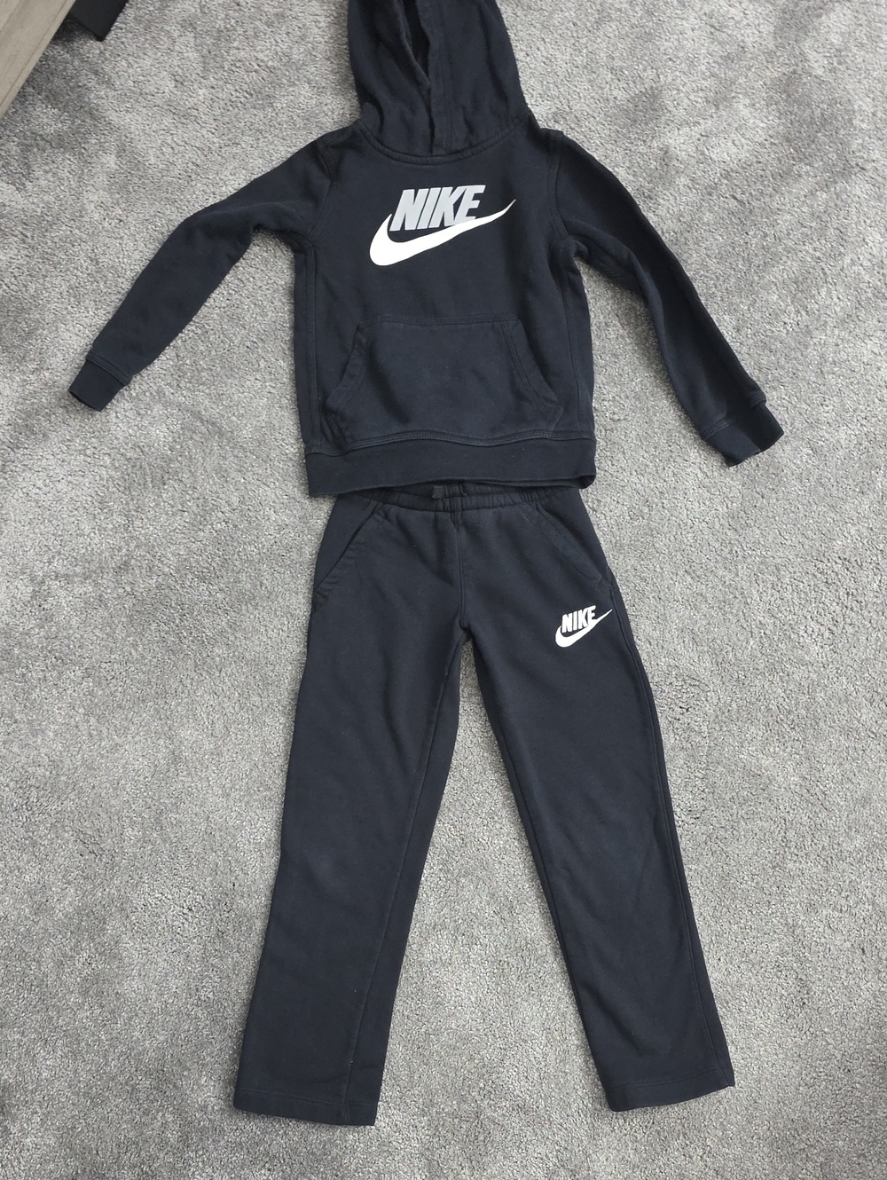 Nike Kids Black Hoodie size xs set